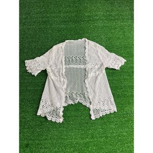 Beautiful Vintage Doily Short Sleeve Cardigan